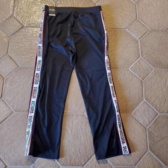 Victoria Secret's Sport Joggers - Picture 2 of 6